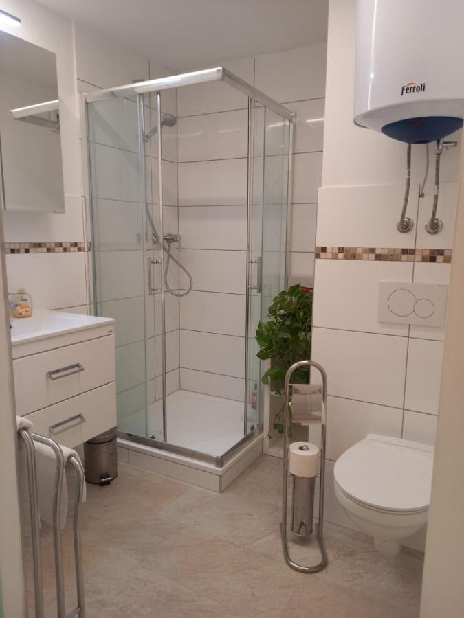 Holiday Oasis Appartements 菲拉赫 外观 照片